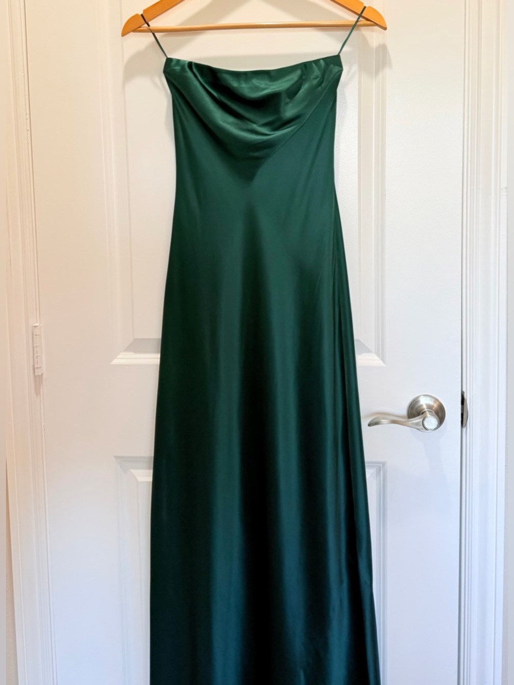 Reformation Oren Silk Dress In Forest, NWOT, NEVER WORN, NO FLAWS. - Picture 8 of 12